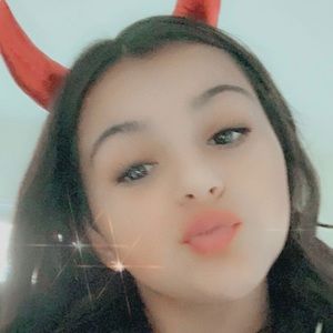 Meet your Posher, Emmali